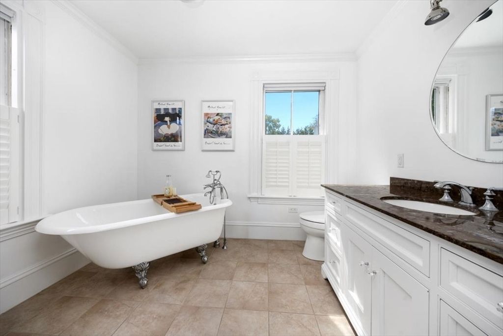 Bathroom, Dual Sink Vanities, Free Standing Baths, Interior