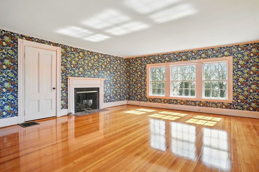 Empty room, Fireplace, Interior, Wood Texture Flooring