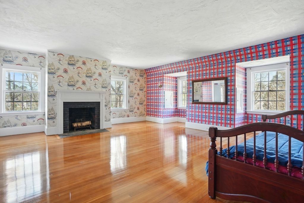 Empty room, Fireplace, Interior, Wood Texture Flooring