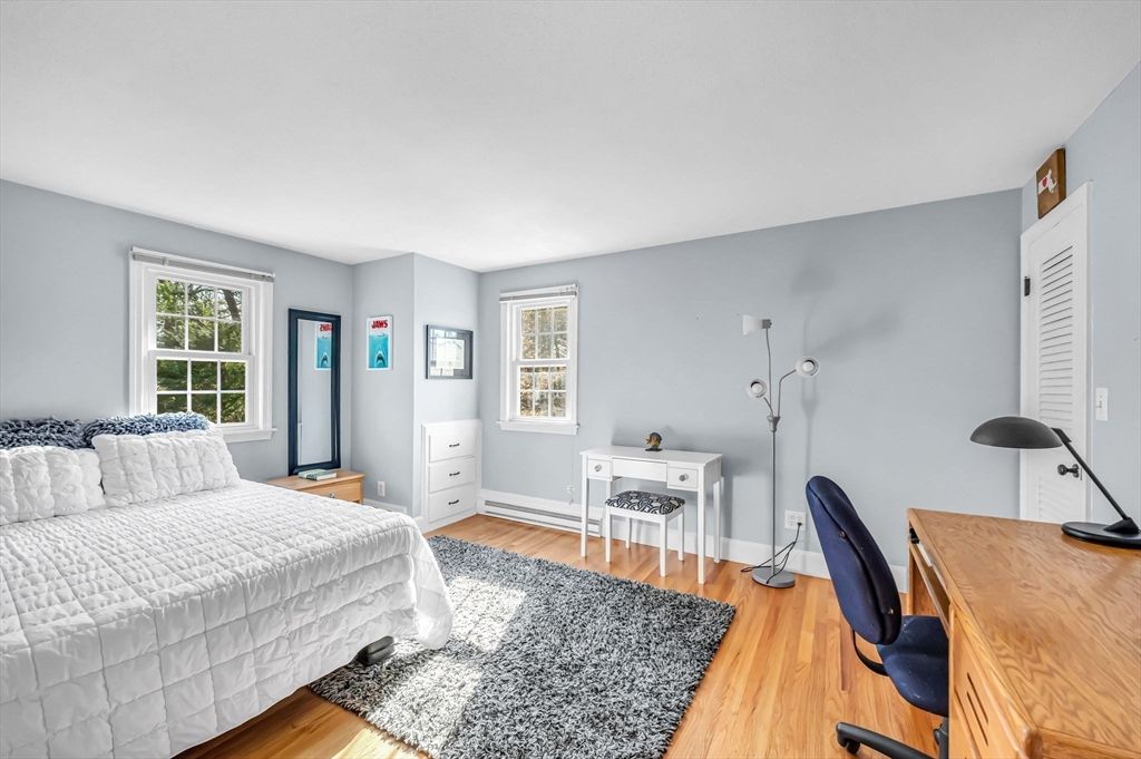 Bedroom, Home Office, Interior, Wood Texture Flooring