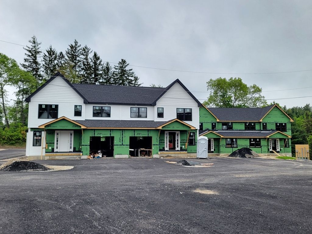 Backyard, Exterior, Facade, Farmhouse