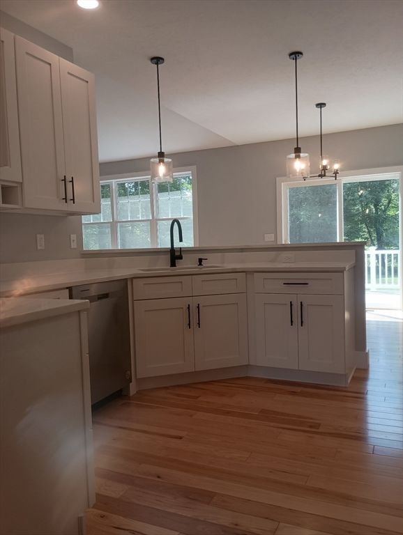 Interior, Kitchen, Pendant Lights, Wood Texture Flooring