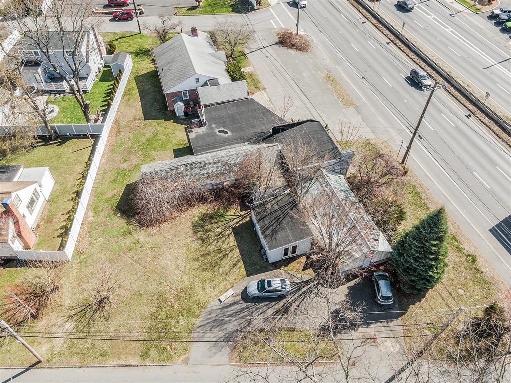 Exterior, Drone