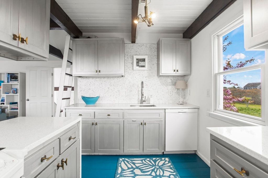 Interior, Kitchen, Wooden Beams, Wood Texture Flooring