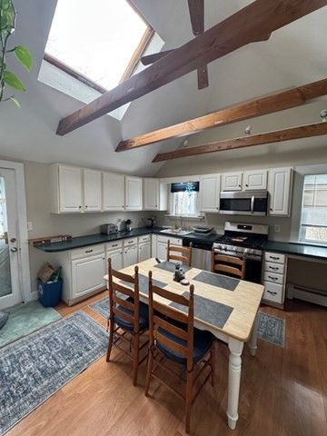 Dining room, Interior, Kitchen, Stainless Steel Appliances, Wooden Beams, Wood Texture Flooring