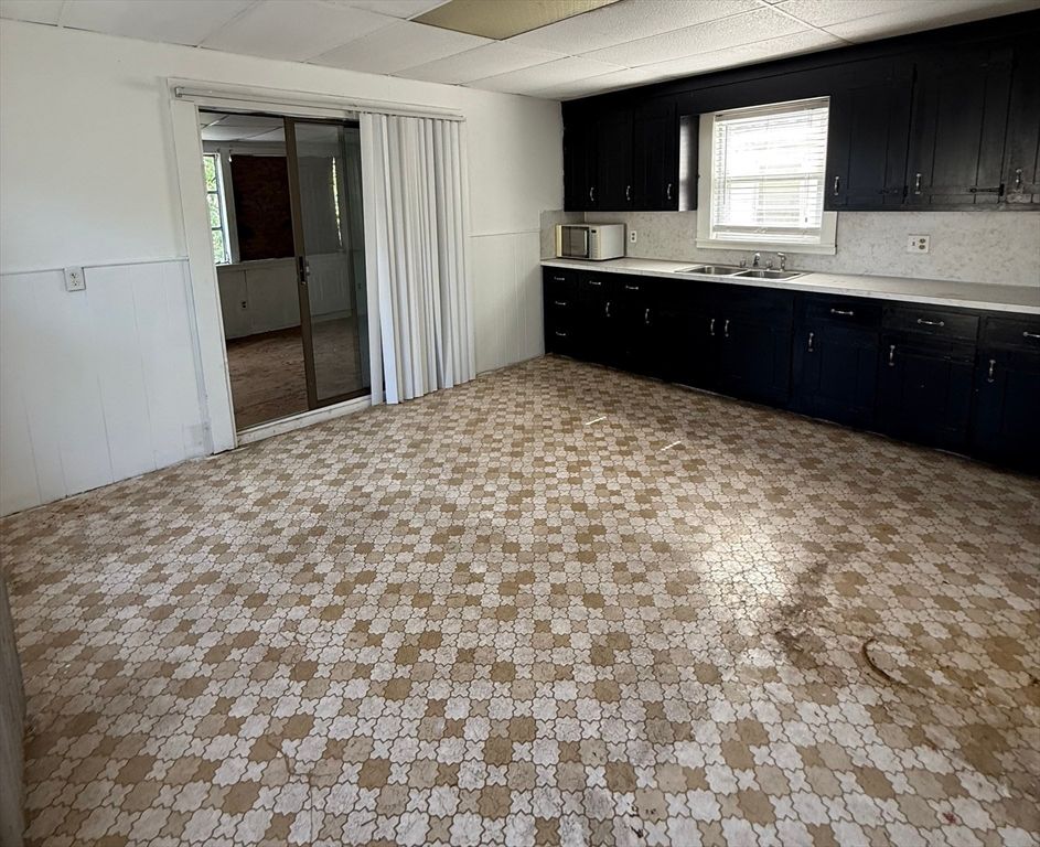 Empty room, Interior, Kitchen