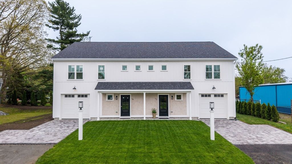 Attached, Exterior, Facade, Georgian