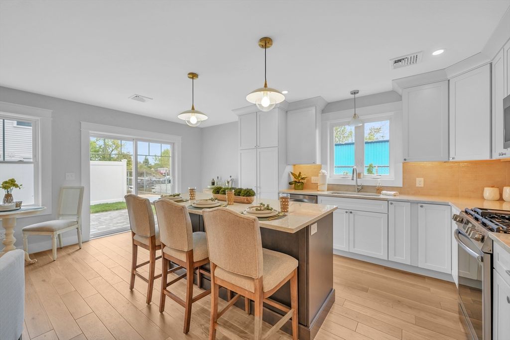 Interior, Kitchen, Pendant Lights, Recessed Lighting, Wood Texture Flooring