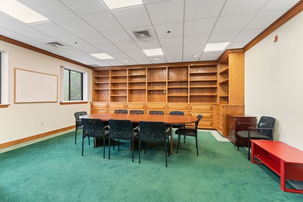 Dining room, Interior, Recessed Lighting