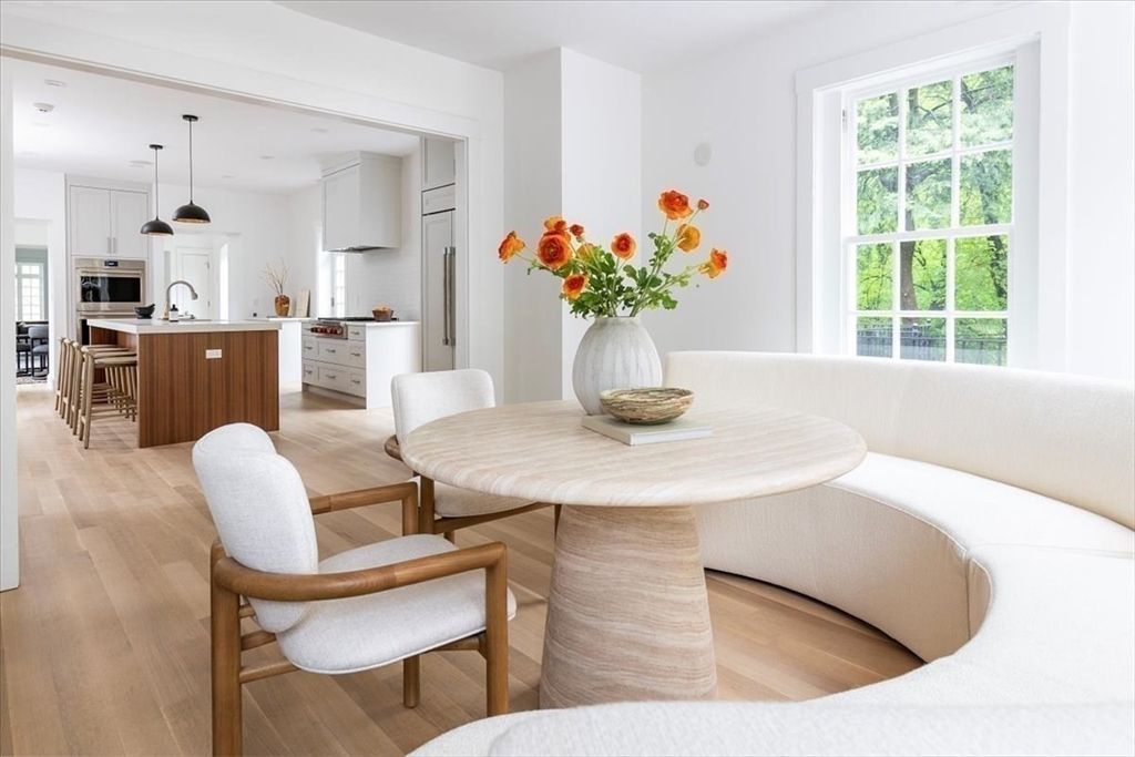Dining room, Interior, Kitchen, Pendant Lights, Stainless Steel Appliances, Wood Texture Flooring