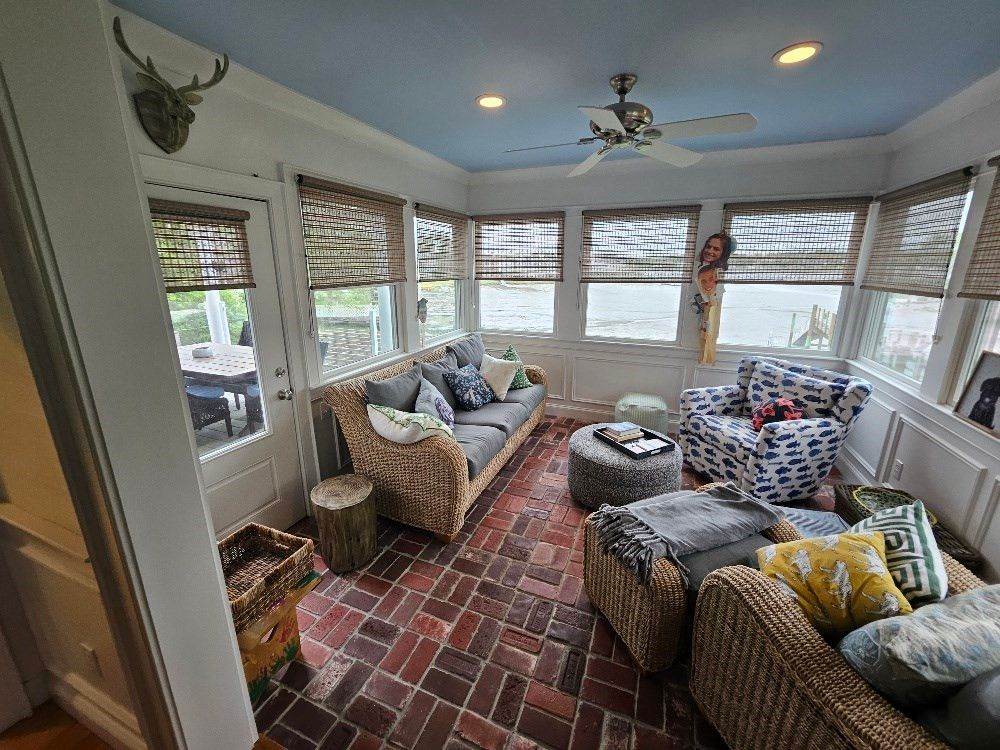 Interior, Living room, Recessed Lighting, Sun Room