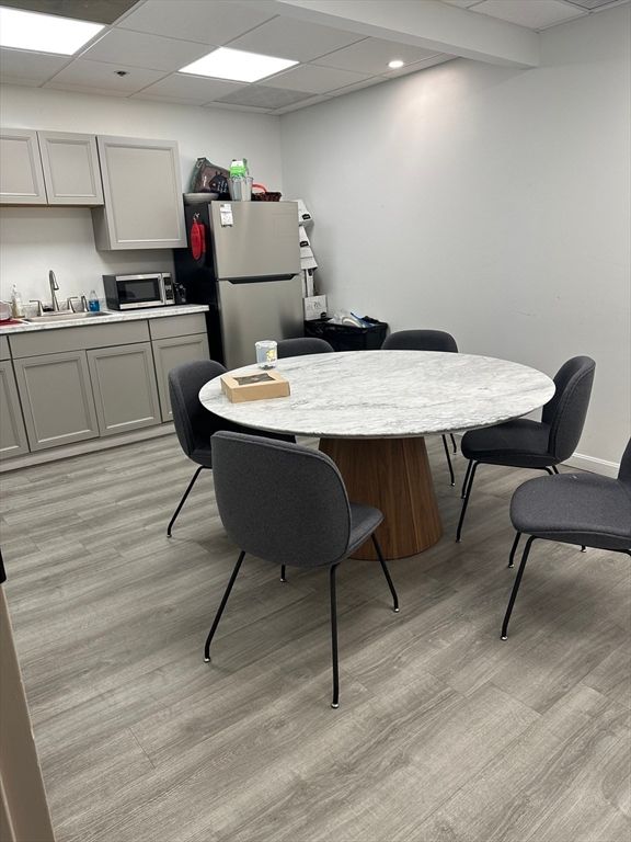 Dining room, Interior, Kitchen, Recessed Lighting, Wood Texture Flooring