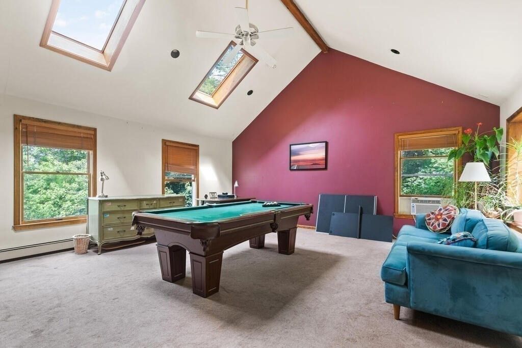 Billiard Table, Game Room, Interior
