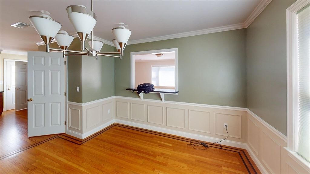 Chandelier, Interior, Wood Texture Flooring