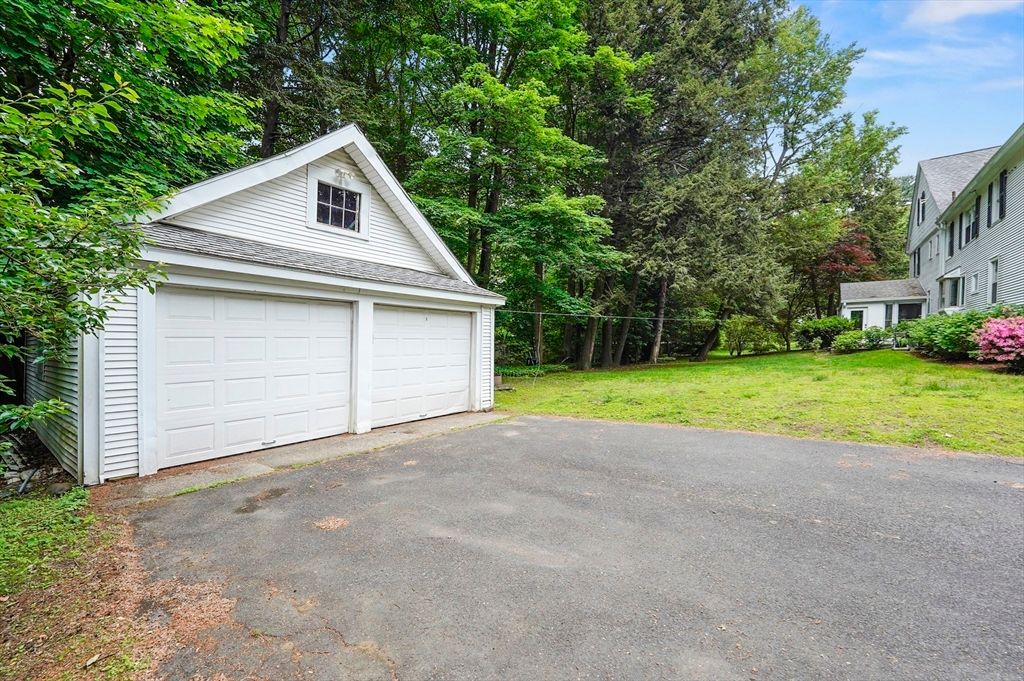 Backyard, Detached Garage, Exterior