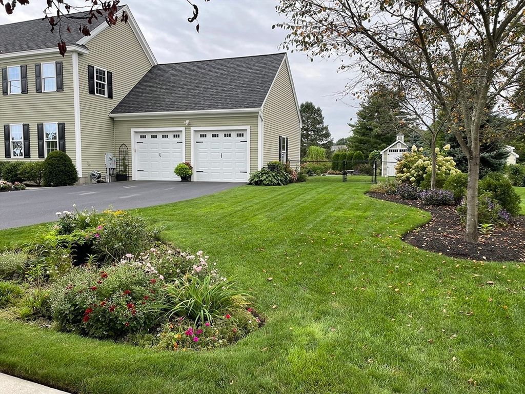 Attached, Backyard, Exterior, Facade, Cape Cod