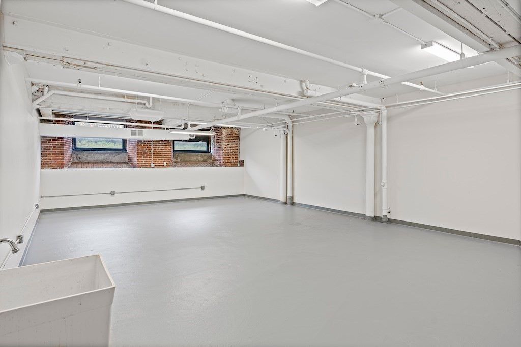 Garage, Interior, Stone Walls