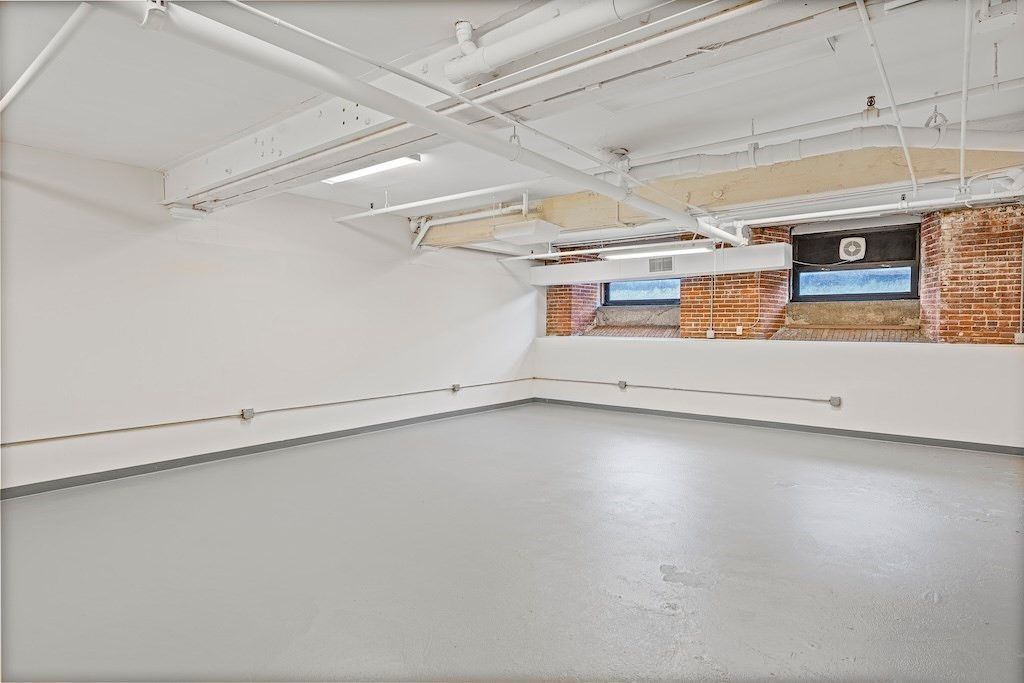 Garage, Interior, Stone Walls