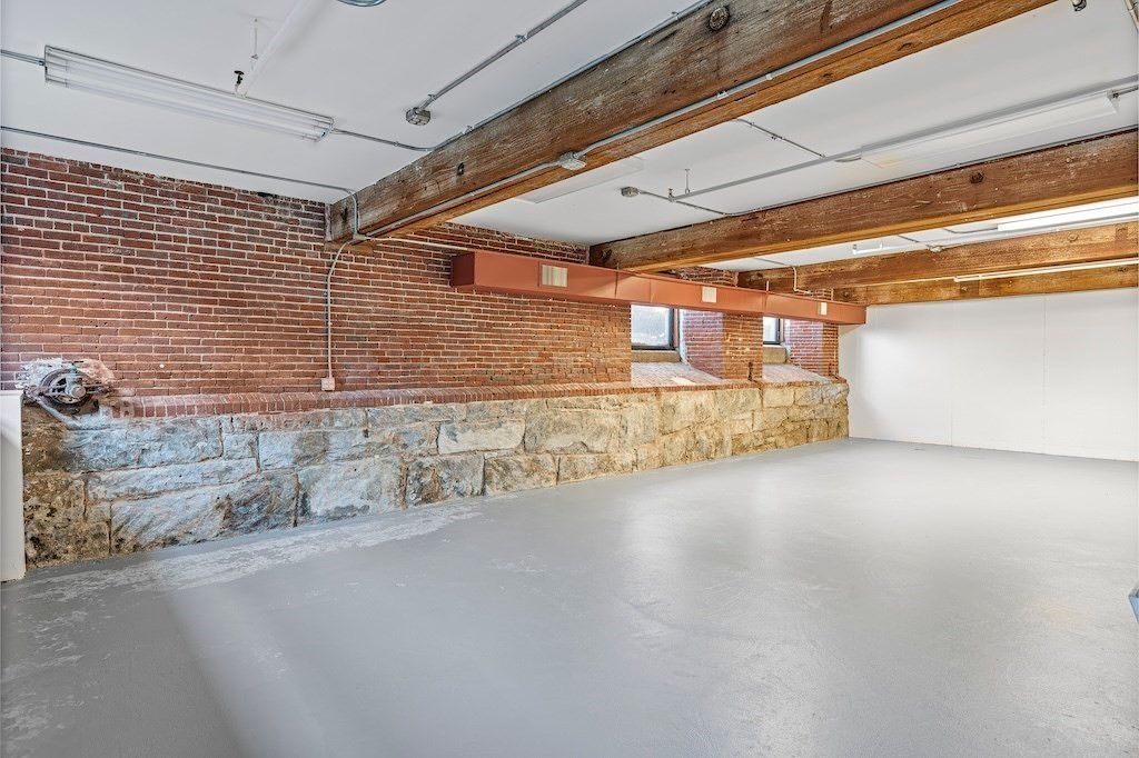 Garage, Interior, Stone Walls