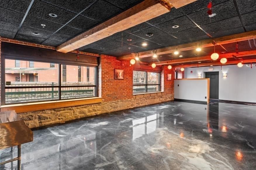 Empty room, Interior, Recessed Lighting, Stone Walls