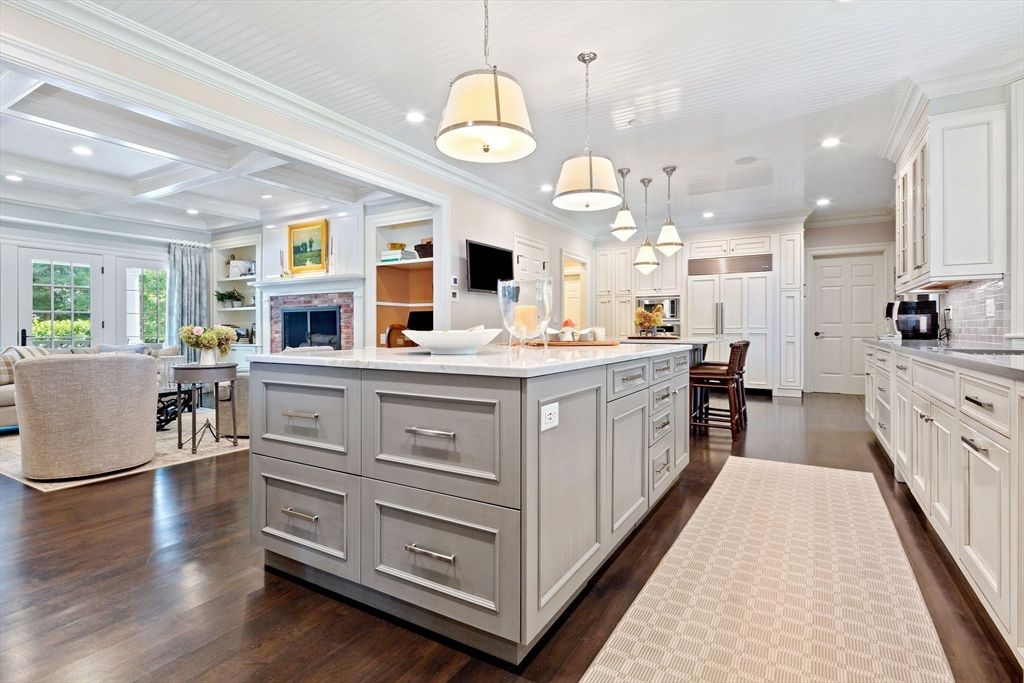 Dining room, Fireplace, Interior, Kitchen, Pendant Lights, Recessed Lighting, Wood Texture Flooring