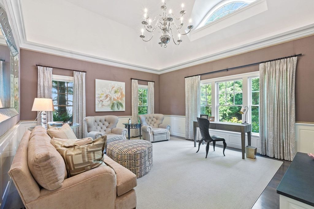 Chandelier, Interior, Living room