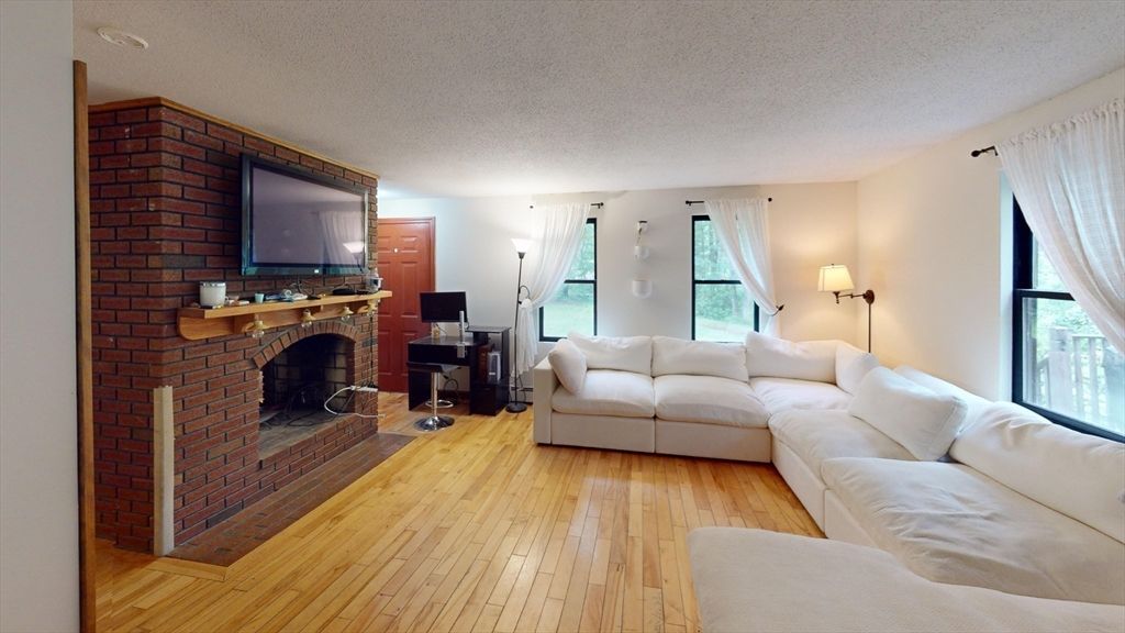 Fireplace, Interior, Living room, Piano, Stone Walls, Wood Texture Flooring