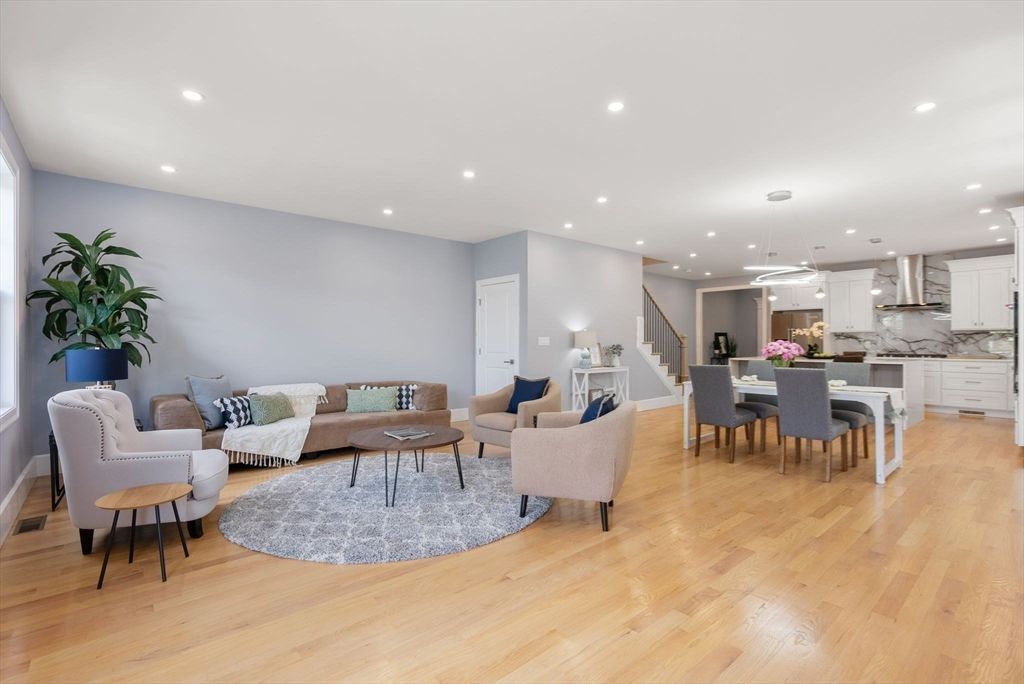 Dining room, Interior, Kitchen, Living room, Pendant Lights, Recessed Lighting, Wood Texture Flooring