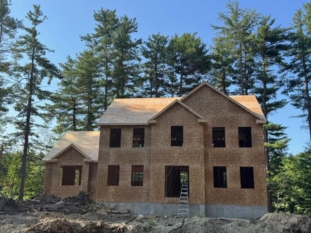 Exterior, Facade, Brick Facade, Brick Traditional