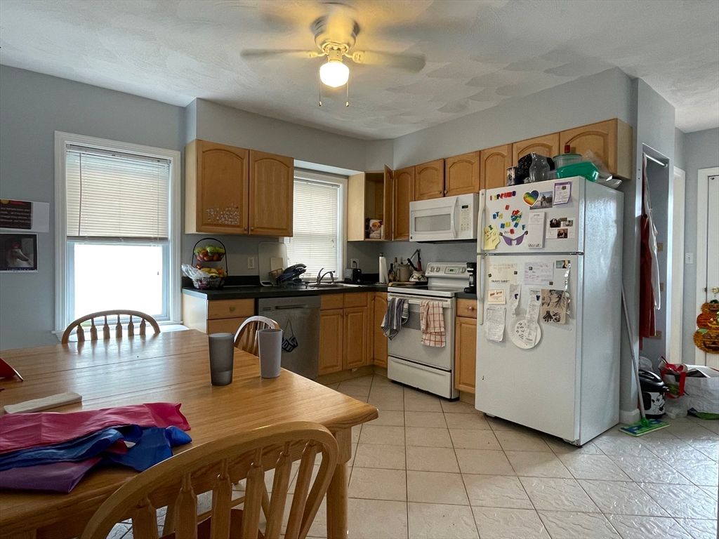 Dining room, Interior, Kitchen