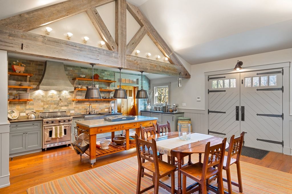 Dining room, Interior, Kitchen, Pendant Lights, Stainless Steel Appliances, Wooden Beams, Wood Texture Flooring