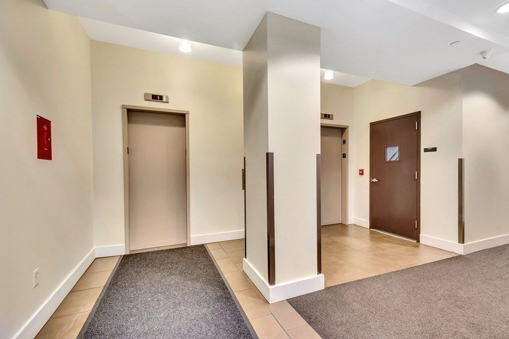Elevator, Interior, Recessed Lighting