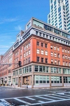 Exterior, Facade, Chicago School