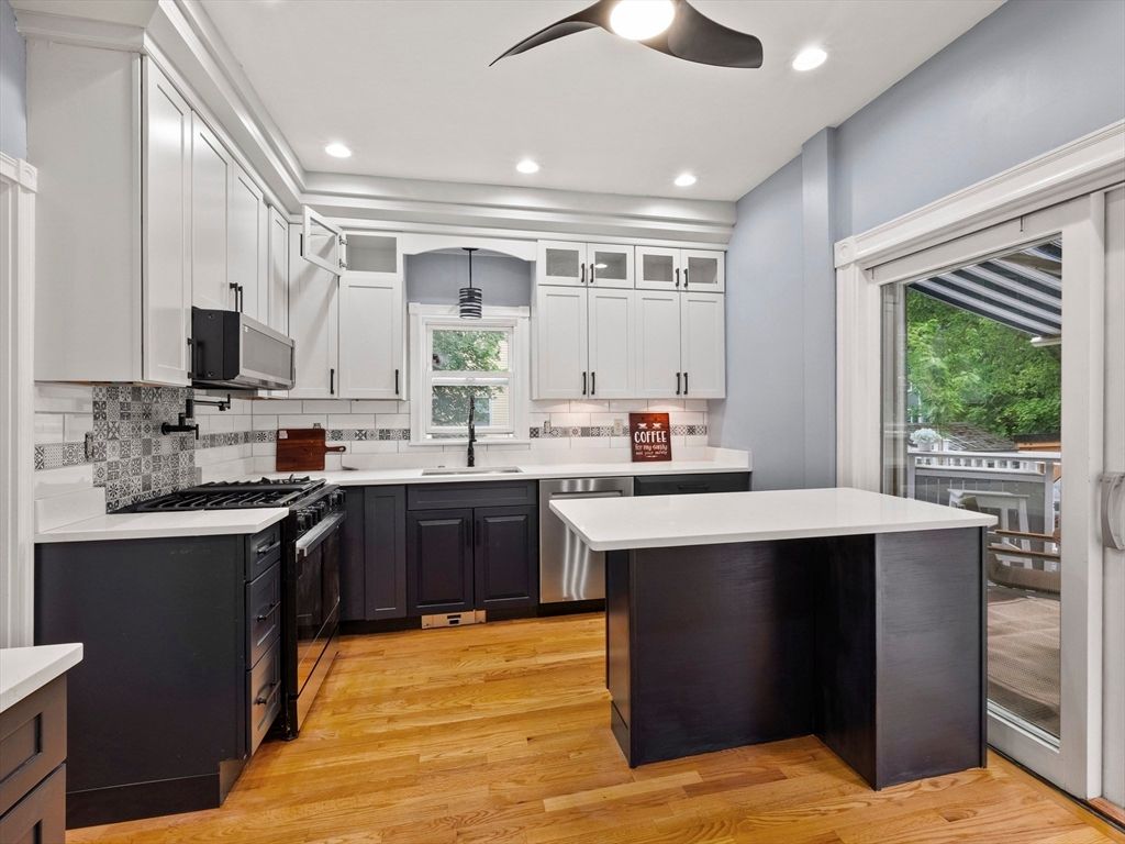 Interior, Kitchen, Recessed Lighting, Wood Texture Flooring