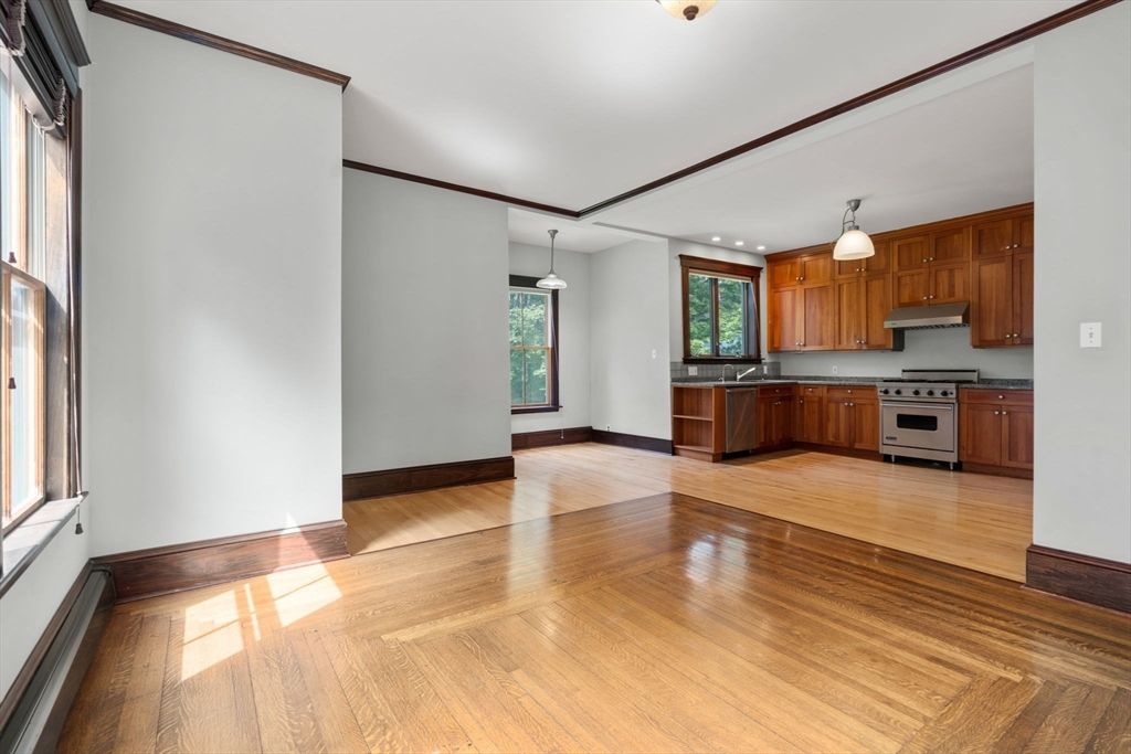Interior, Kitchen, Pendant Lights, Recessed Lighting, Wood Texture Flooring