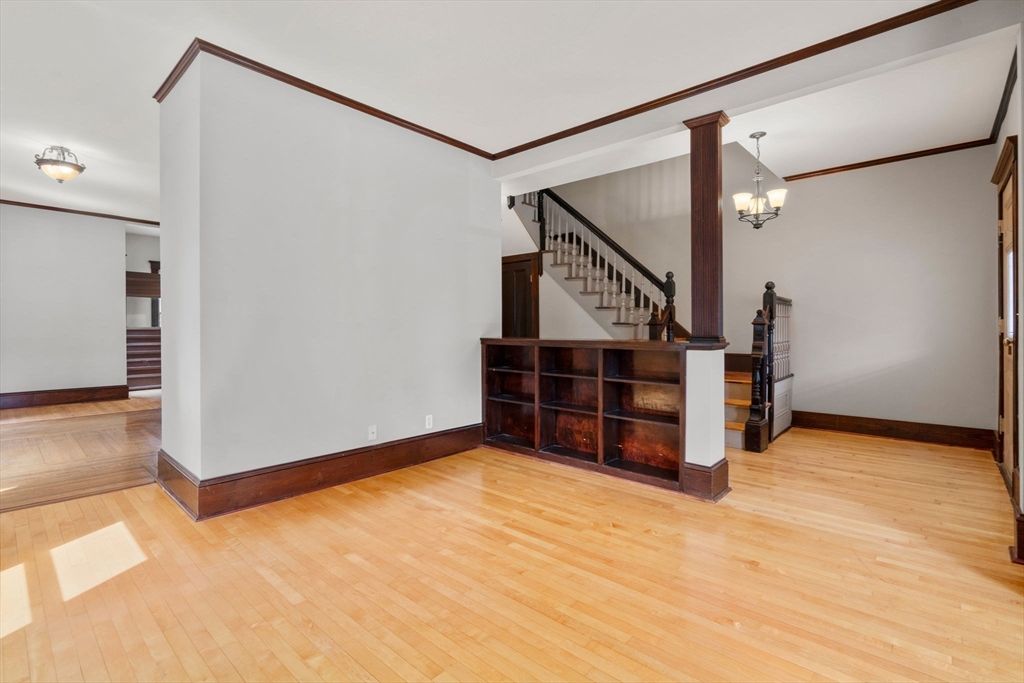 Chandelier, Empty room, Interior, Wood Texture Flooring