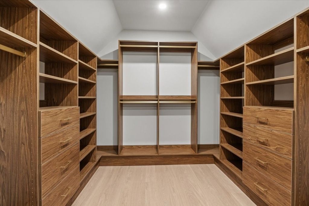 Interior, Recessed Lighting, Walk-in Closets, Wood Texture Flooring