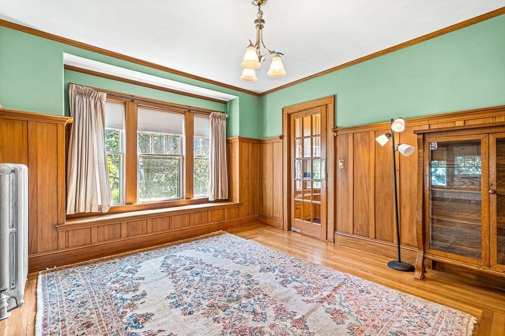 Empty room, Interior, Pendant Lights, Wood Texture Flooring, Wooden Walls