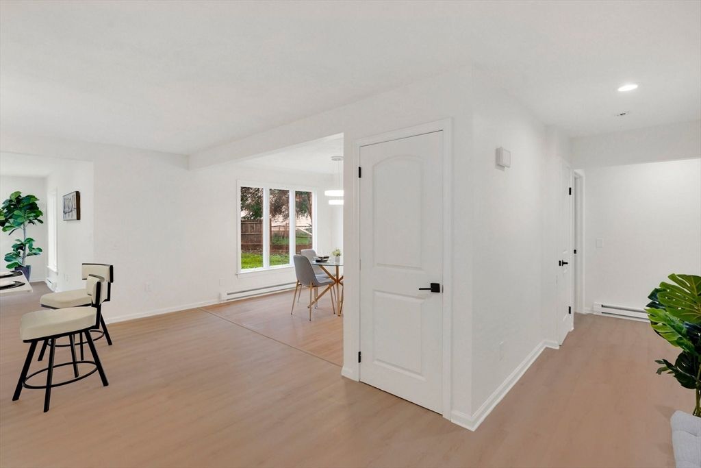 Interior, Recessed Lighting, Wood Texture Flooring