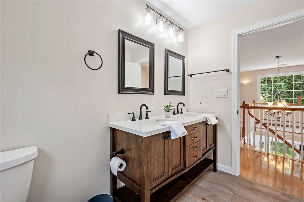 Bathroom, Dual Sink Vanities, Interior, Wood Texture Flooring