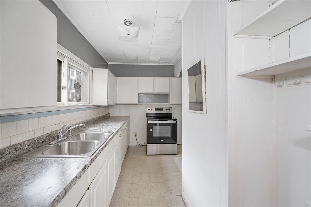 Interior, Kitchen, Stainless Steel Appliances