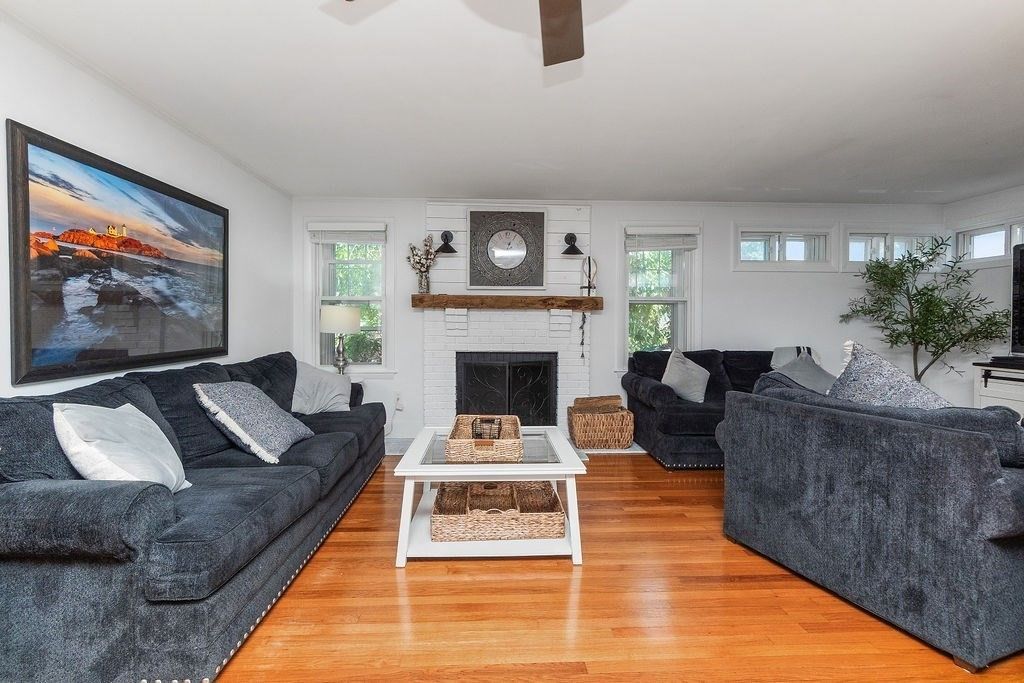 Fireplace, Interior, Living room, Wood Texture Flooring