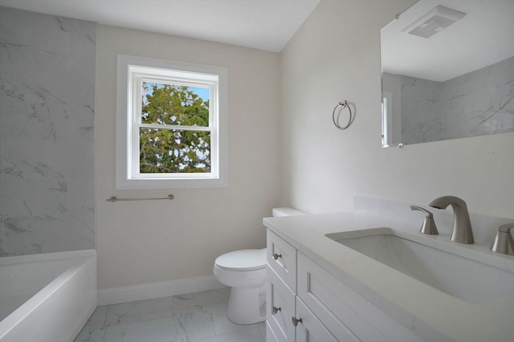 Bathroom, Interior, Marble, Marble Walls