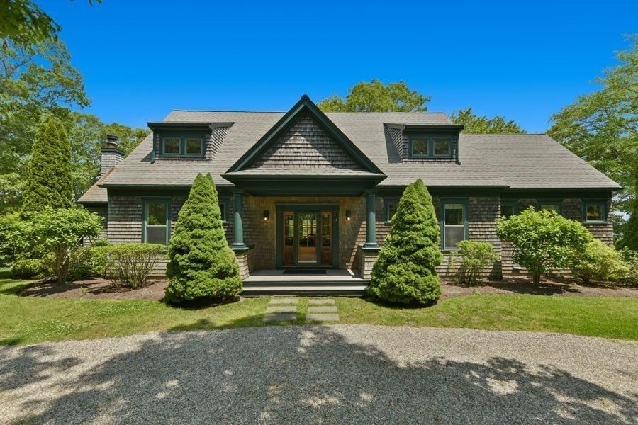 Exterior, Facade, Brick Facade, Cape Cod