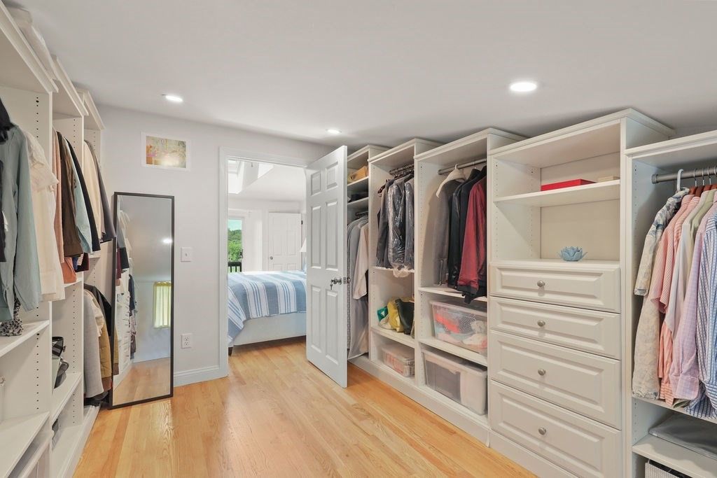 Interior, Recessed Lighting, Walk-in Closets, Wood Texture Flooring