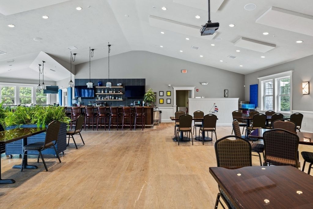 Dining room, Interior, Pendant Lights, Recessed Lighting, Wood Texture Flooring