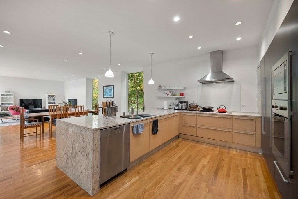 Dining room, Interior, Kitchen, Pendant Lights, Recessed Lighting, Stainless Steel Appliances, Wood Texture Flooring