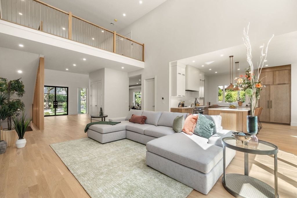Interior, Kitchen, Living room, Pendant Lights, Recessed Lighting, Wood Texture Flooring