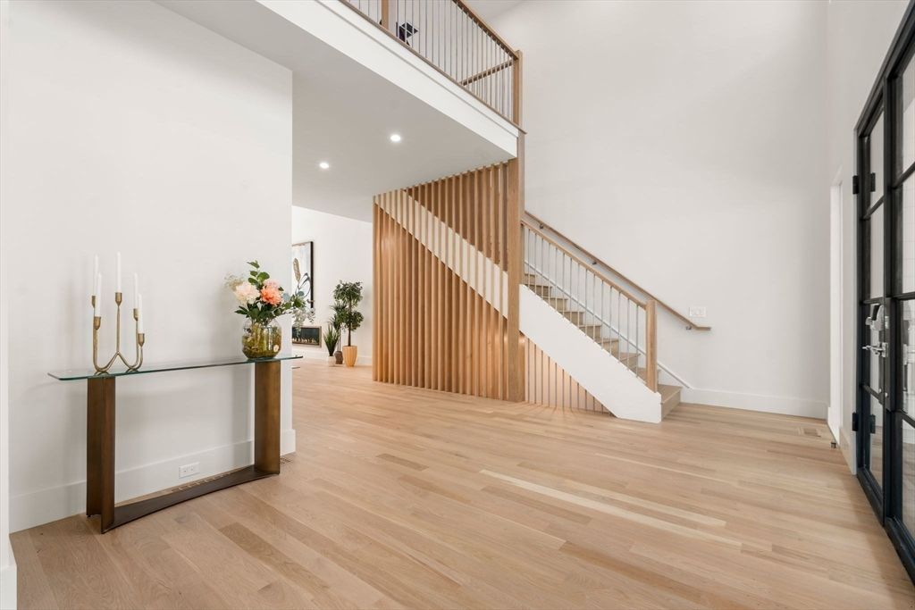 Interior, Recessed Lighting, Wood Texture Flooring