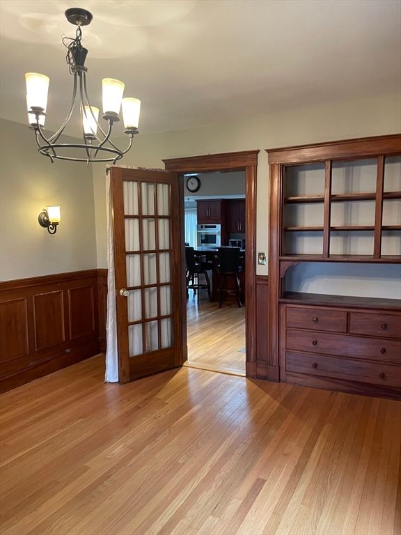 Chandelier, Interior, Wood Texture Flooring